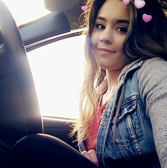 Meet your Posher, Ashley - Picture 1 of 1